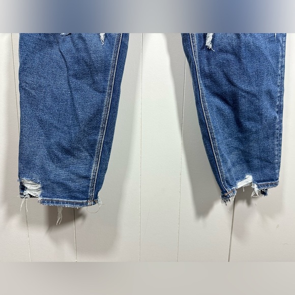 American Eagle Jeans Women's Size 18 Reg Blue Denim Curvy Mom Stretch Distressed - Picture 4 of 14